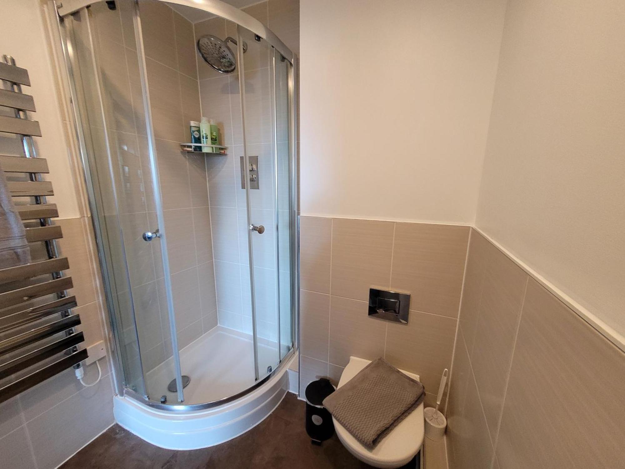 Lesley Court- A Lovely Spacious 2 Bedroom Apartment By Catchpole Stays Chelmsford Dış mekan fotoğraf